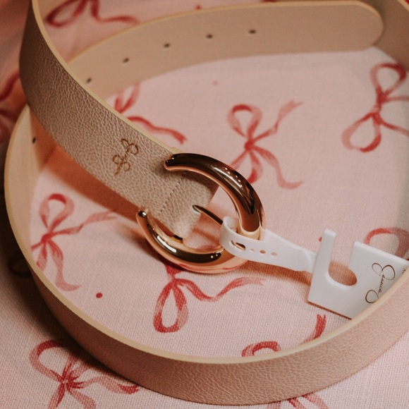 Jessica Simpson Accessories - NWT Jessica Simpson Belt Bone
